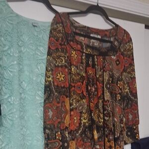 2 Tops Cato Brown Paisley Scoop Neck 18-20 Croft&Barrow Mint Lace 1x